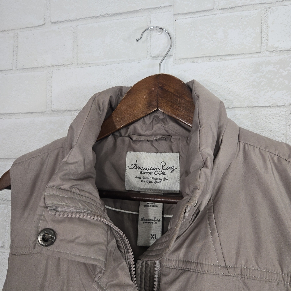 American Rag Vest - Picture 6 of 13
